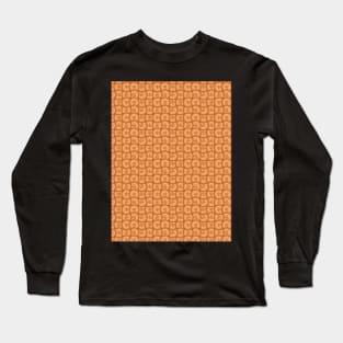 Retro Inspired D20 Circles Seamless Pattern - Orange Long Sleeve T-Shirt